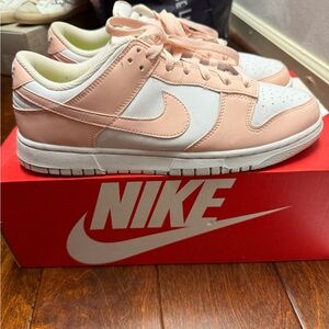 Nike dunk low pale coral